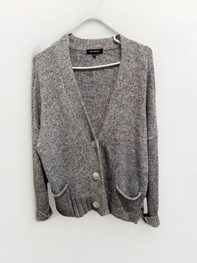 525 America Women’s  Gray Button-Front V-Neck Cardigan Sweater Sz Md